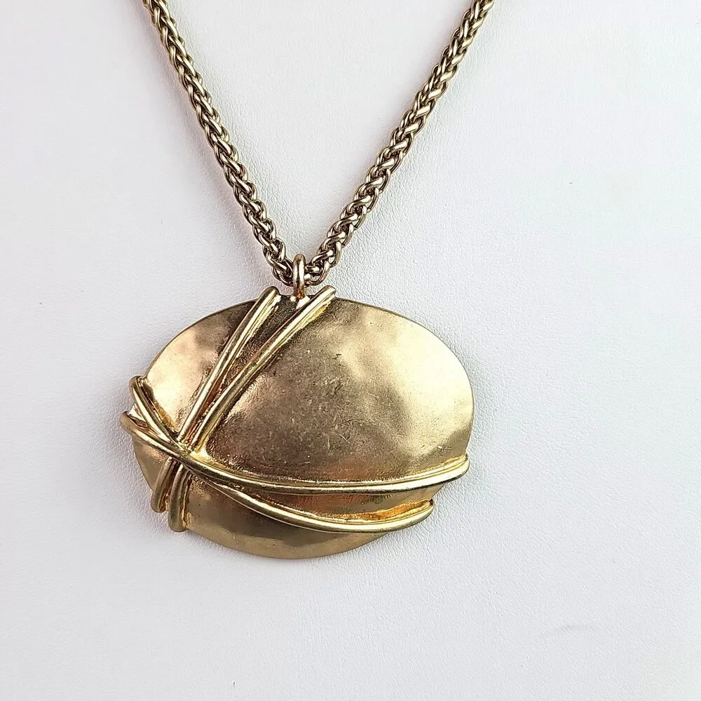 Chicos Gold Tone Necklace Wire Wrapped Oval Shape Pendant 16 in Braided Chain
